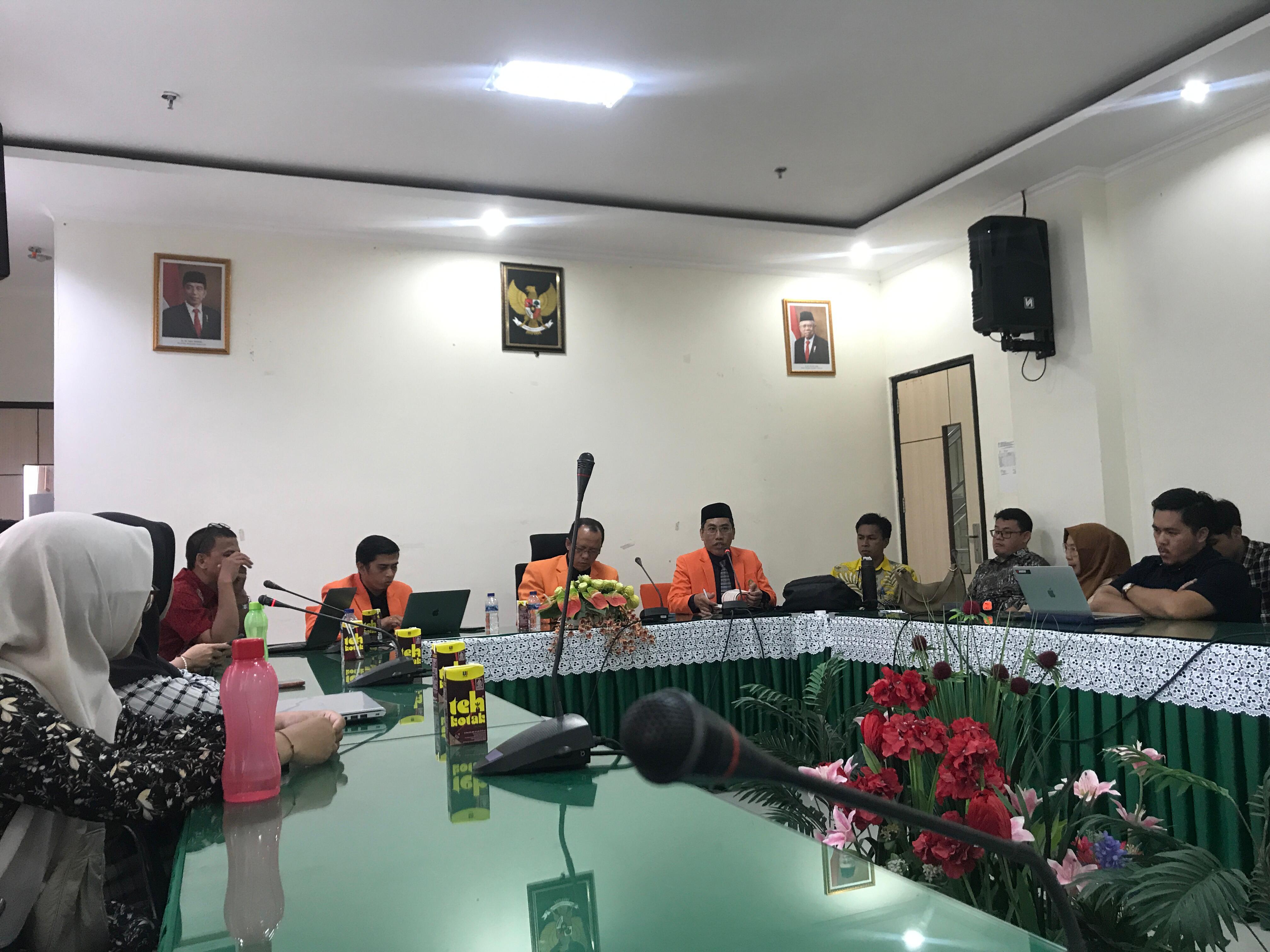 Tim Borang Akreditasi Jurusan Ilmu Ekonomi Adakan Rapat Perdana Bahas Persiapan Akreditasi Jurusan